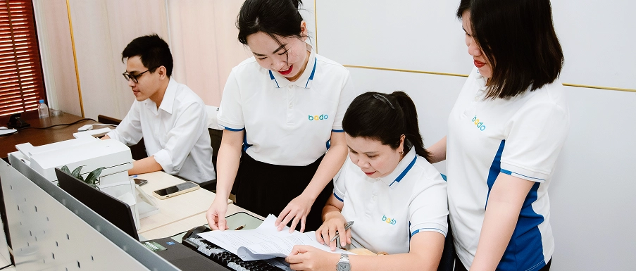 Con người Bado