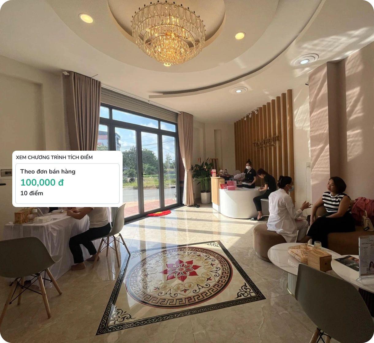 Hình ảnh Customer Retention Section