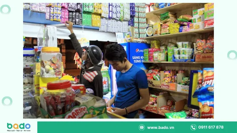 Doanh thu mỗi ngày phản ánh điều gì về cửa hàng tạp hóa.png
